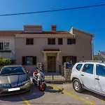 Апартаменты Studio-apartment Mit Terrasse By Interhome