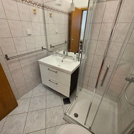 아파트 Studio-apartment Mit Terrasse By Interhome *